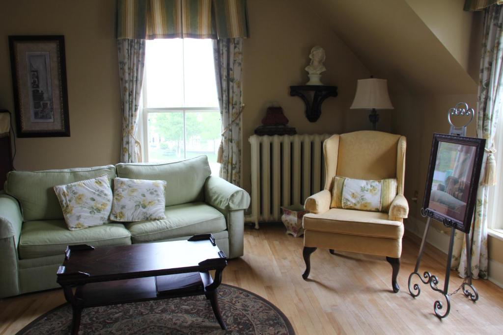 Lynwood Inn Baddeck Inlet الغرفة الصورة