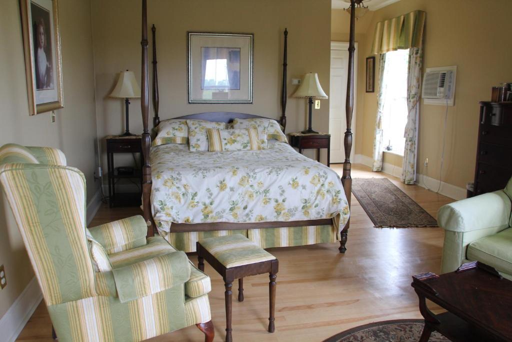 Lynwood Inn Baddeck Inlet الغرفة الصورة